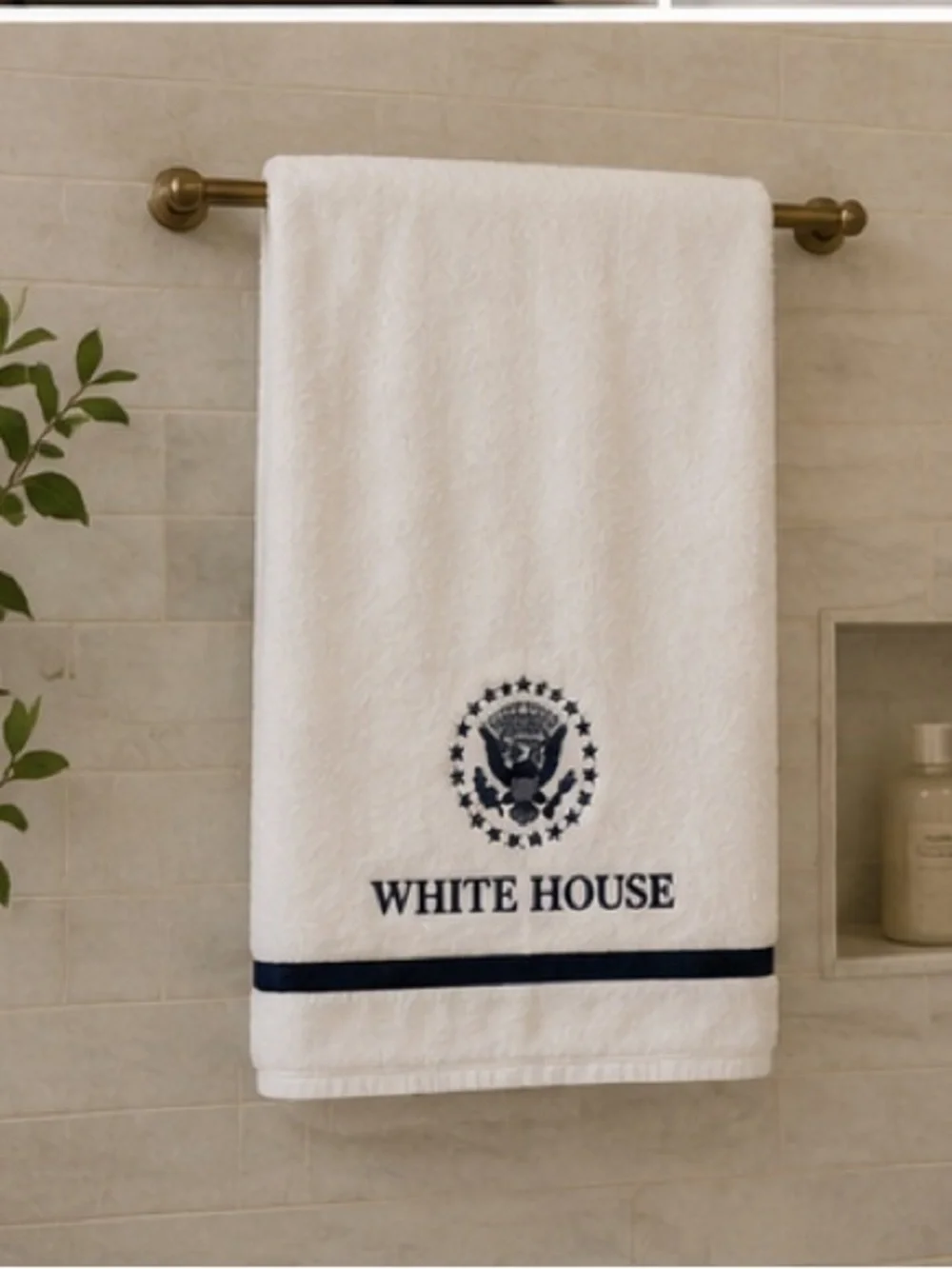 VINTAGE WHITE HOUSE EMBLEM COTTON TOWEL SET 2 pcs